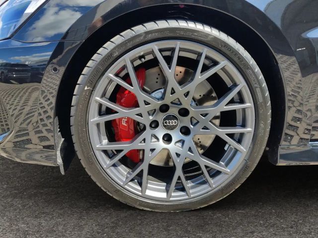 Audi RS3 S-Tronic Sedan Sportback