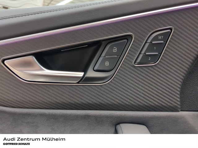 Audi RS Q8 Performance Quattro