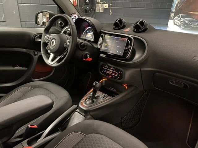 Smart EQ fortwo JBL
