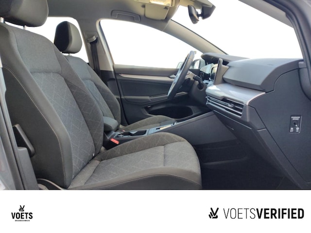 Volkswagen Golf 1.5 eTSI DSG Golf VIII Life