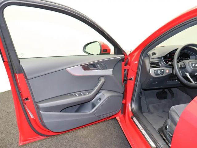 Audi A4 40 TFSI Avant S-Line