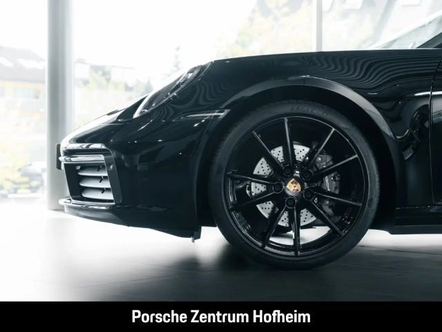 Porsche 992 Cabrio Carrera