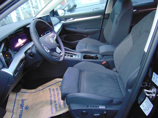 Volkswagen Golf Life Variant