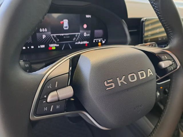 Skoda Scala Essence TSI DSG