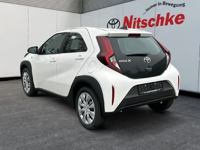 Toyota Aygo X 1.0 VVT-i Business