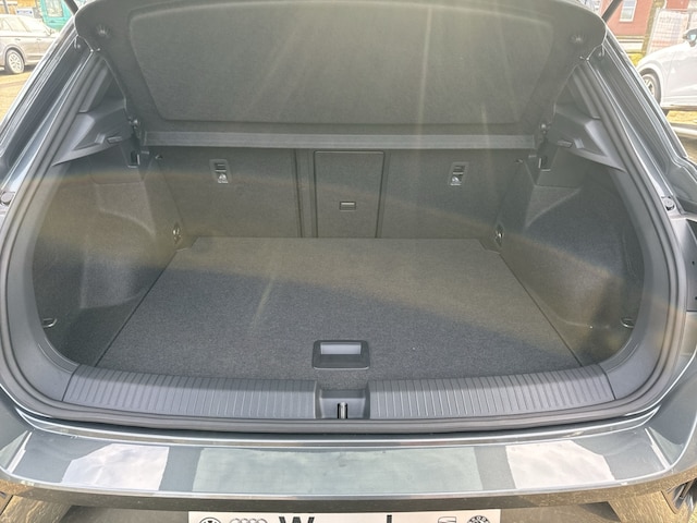 Volkswagen T-Roc 1.5 TSI DSG R-Line