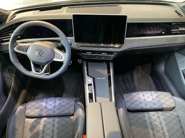 Volkswagen Passat DSG R-Line eHybrid