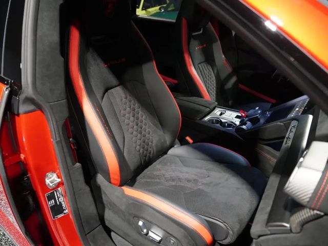 Lamborghini Urus Performante