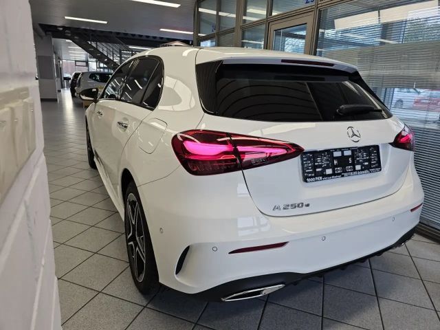 Mercedes-Benz A 250 AMG Line