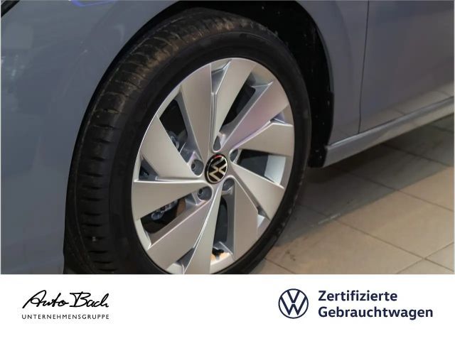 Volkswagen Golf 1.5 TSI Golf VIII