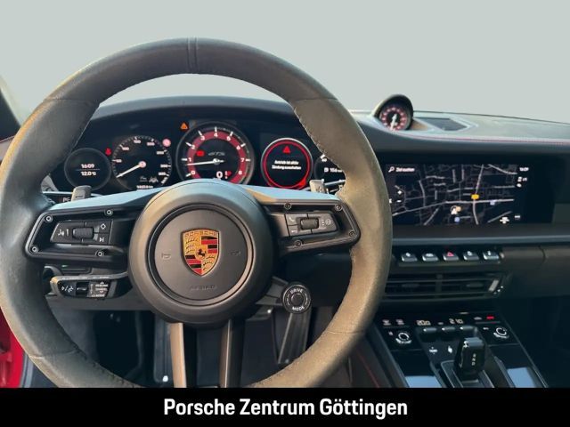 Porsche 992 4 Cabrio Carrera GTS