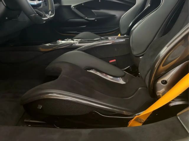 Ferrari 296 Assetto Fiorano GTB