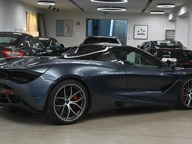McLaren 720S Spider
