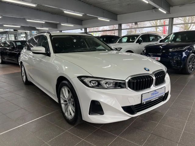 BMW 320 320d Touring xDrive