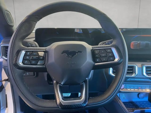 Ford Mustang Fastback GT 5.0 V8