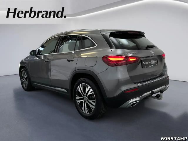 Mercedes-Benz GLA 200 GLA 200 d Progressive