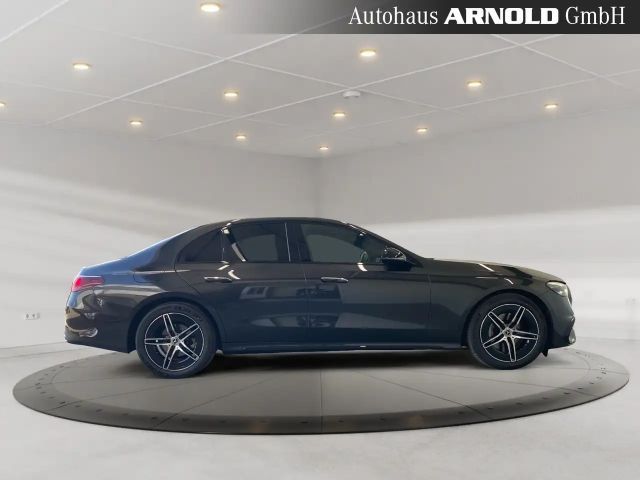 Mercedes-Benz E 220 AMG Line E 220 d Sedan