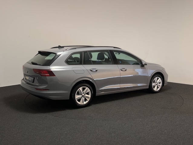 Volkswagen Golf 1.5 eTSI Golf VIII Variant