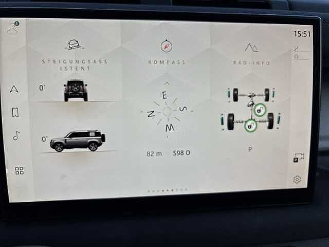 Land Rover Defender 110 SE