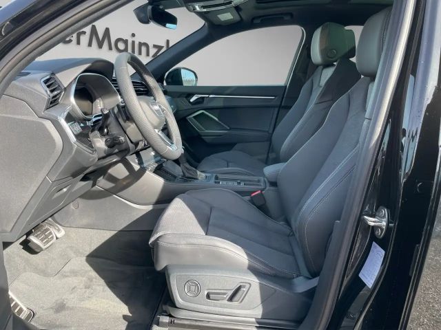 Audi Q3 35 TFSI S-Line