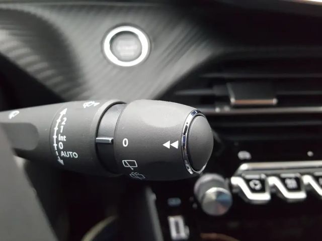 Peugeot 2008 Allure Pack Hybrid