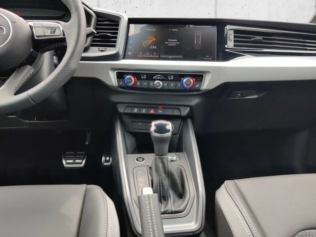 Audi A1 Allstreet S-Tronic