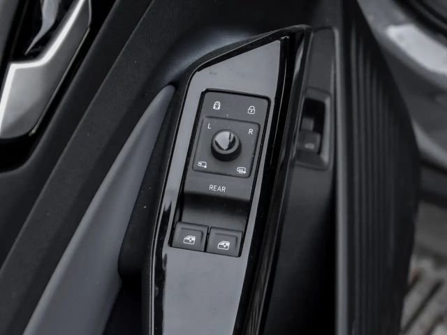 Volkswagen ID.5 IQ.Drive Pro