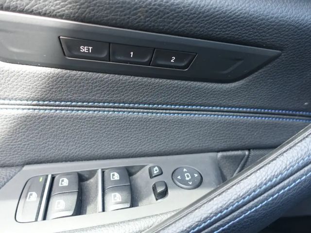 BMW 530 530e M-Sport Sedan xDrive