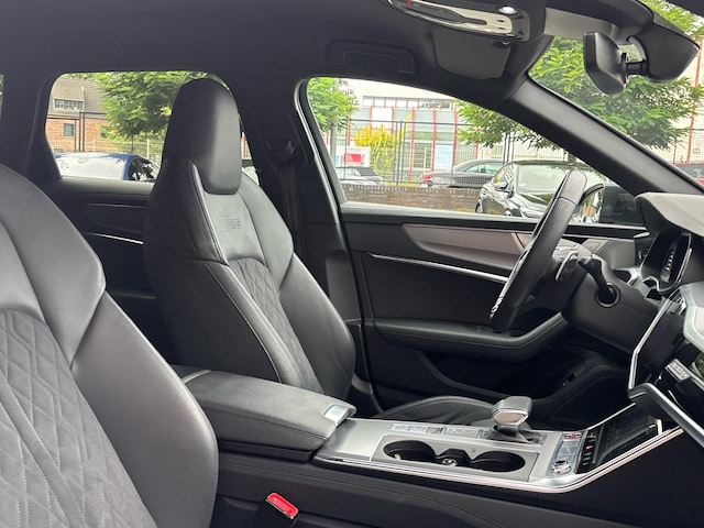 Audi RS6 Avant Quattro