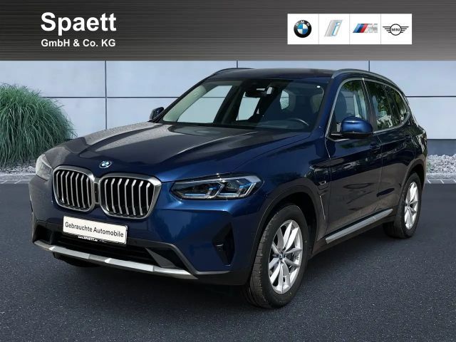 BMW X3 xDrive30e