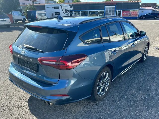Ford Focus ST Line