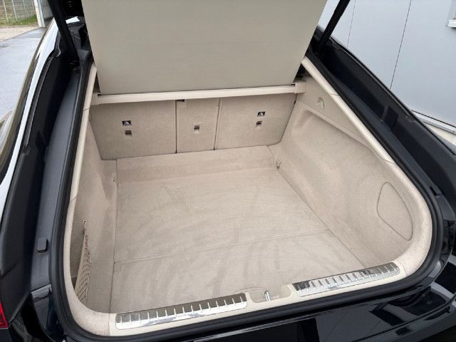 Mercedes-Benz EQS 450 Sedan