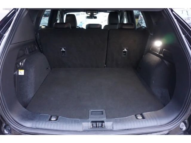 Ford Kuga Plug in Hybrid ST Line X