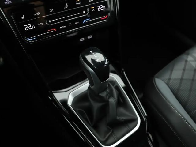 Volkswagen T-Roc 1.5 TSI DSG R-Line