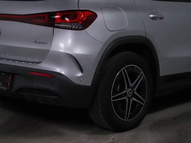 Mercedes-Benz EQA 300 4MATIC AMG Line