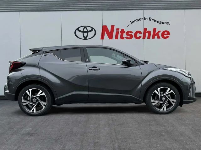 Toyota C-HR Hybride Team D