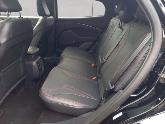 Ford Mustang Mach-E 98 kWh AWD