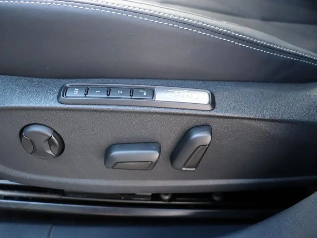 Ford Explorer Premium