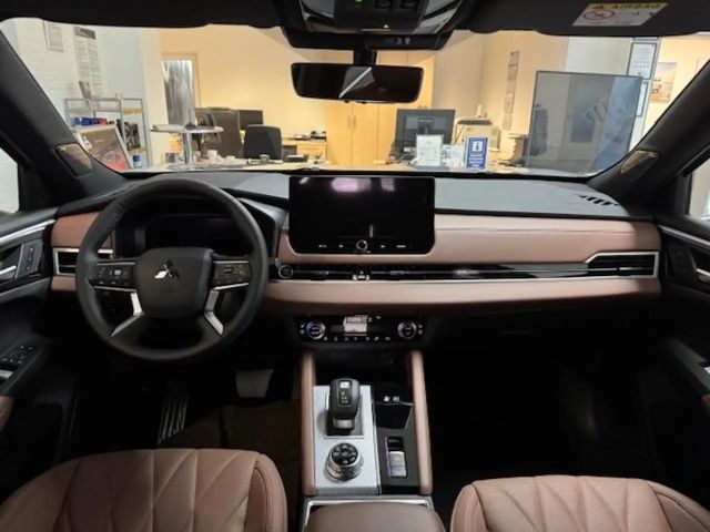 Mitsubishi Outlander 4WD PHEV