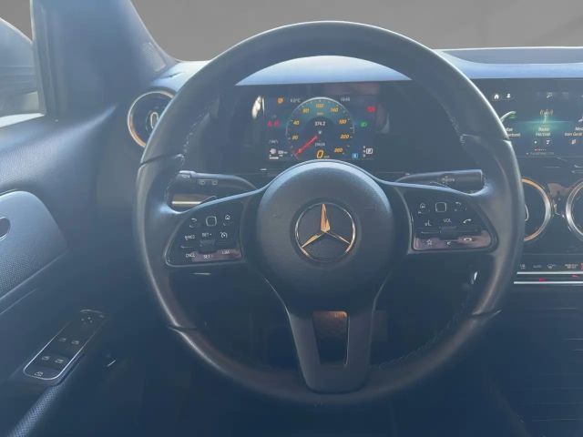 Mercedes-Benz GLA 180 Style