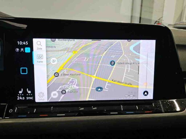 Volkswagen Golf 2.0 TDI DSG Style Variant