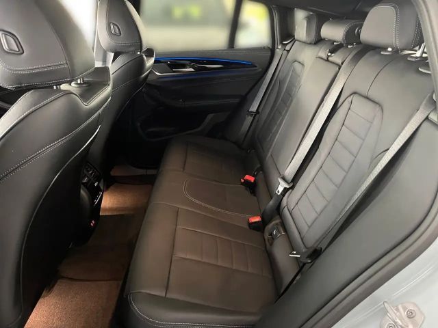 BMW X4 d /PANO-DA/AHK/HUD/21Z/H&K