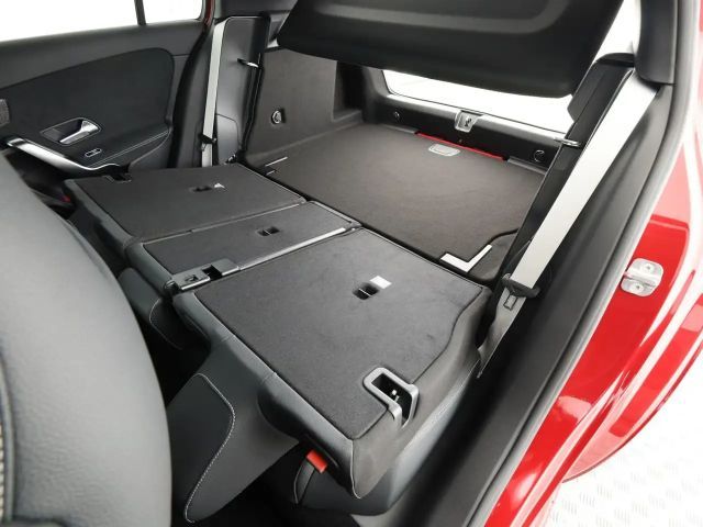 Mercedes-Benz A 200 AMG Line Hatchback