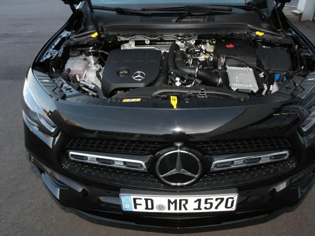 Mercedes-Benz GLA 200 AMG Line
