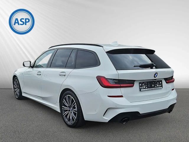 BMW 330 330d M-Sport Touring