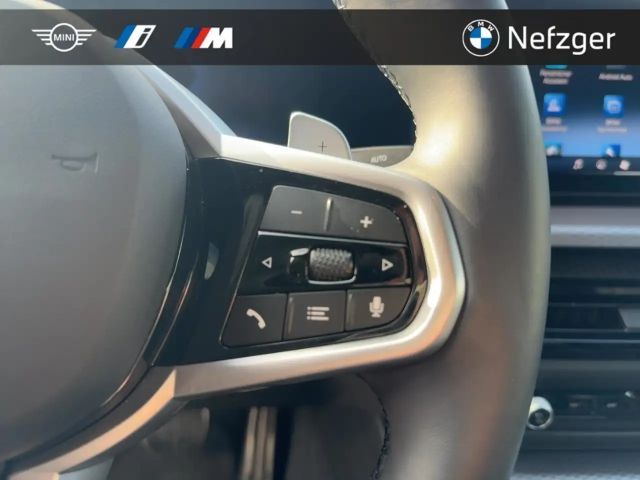 BMW 318 318i M-Sport Sedan