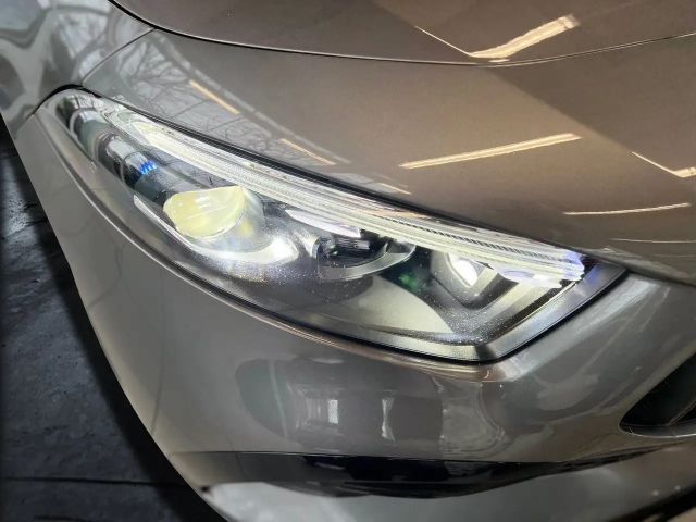 Mercedes-Benz A 35 AMG 4MATIC AMG Line