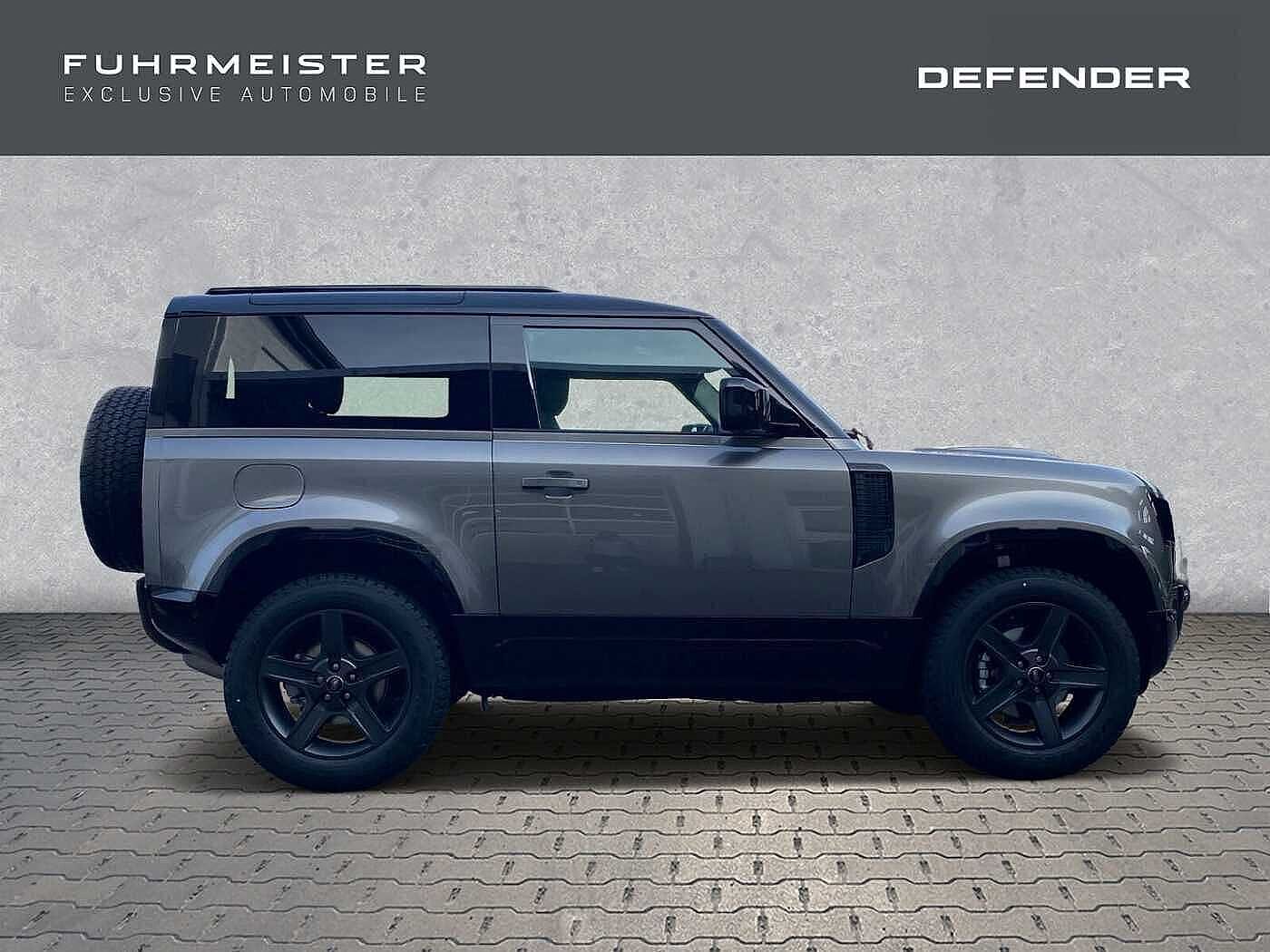 Land Rover Defender 90 Dynamic SE