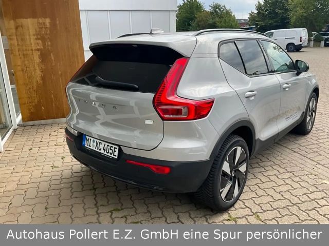 Volvo XC40 Core Recharge