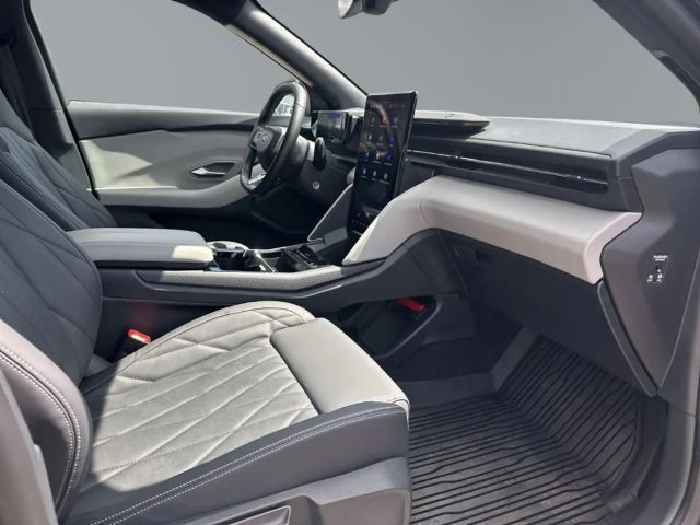 Ford Capri Premium RWD